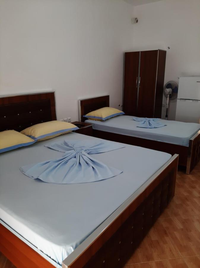 Rock Star-Pllakat Bed & Breakfast Sarande Ngoại thất bức ảnh