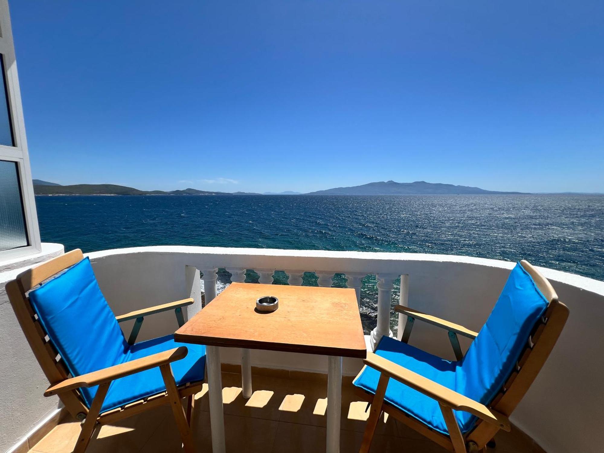 Rock Star-Pllakat Bed & Breakfast Sarande Ngoại thất bức ảnh