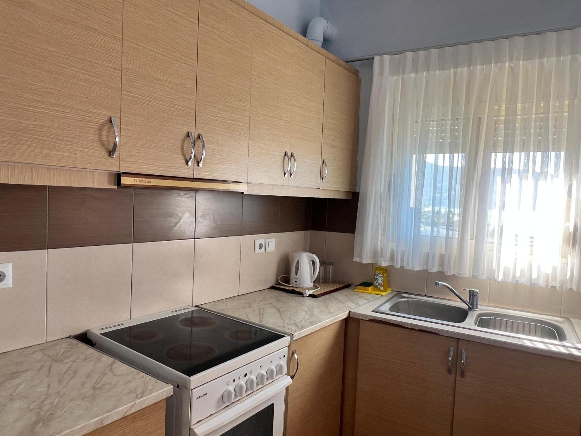 Rock Star-Pllakat Bed & Breakfast Sarande Ngoại thất bức ảnh